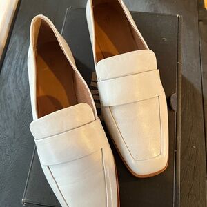 NWT women’s Frye Mae Smoking Loafer